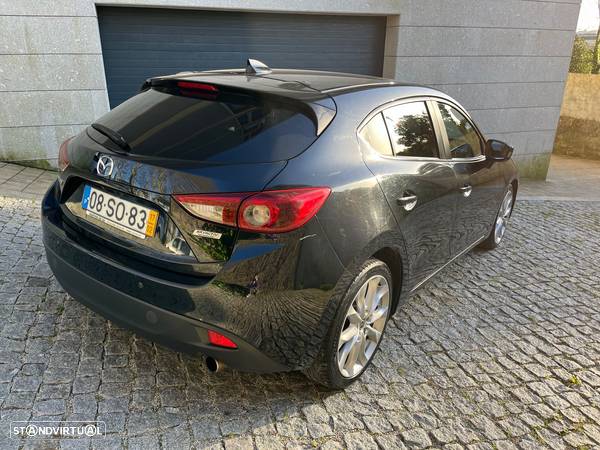 Mazda 3 - 9