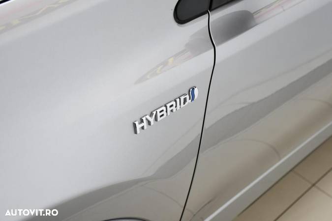 Toyota RAV4 2.5 4x4 Hybrid Style Selection - 19