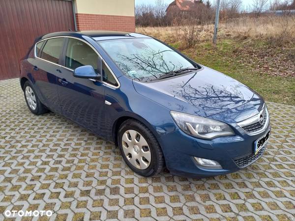 Opel Astra - 4