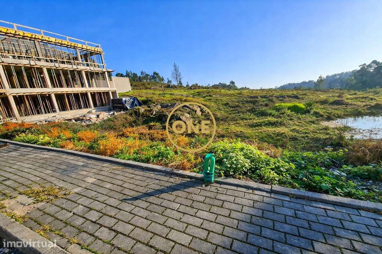 Lote de Gaveto em Pedralva, Braga - Grande imagem: 5/10