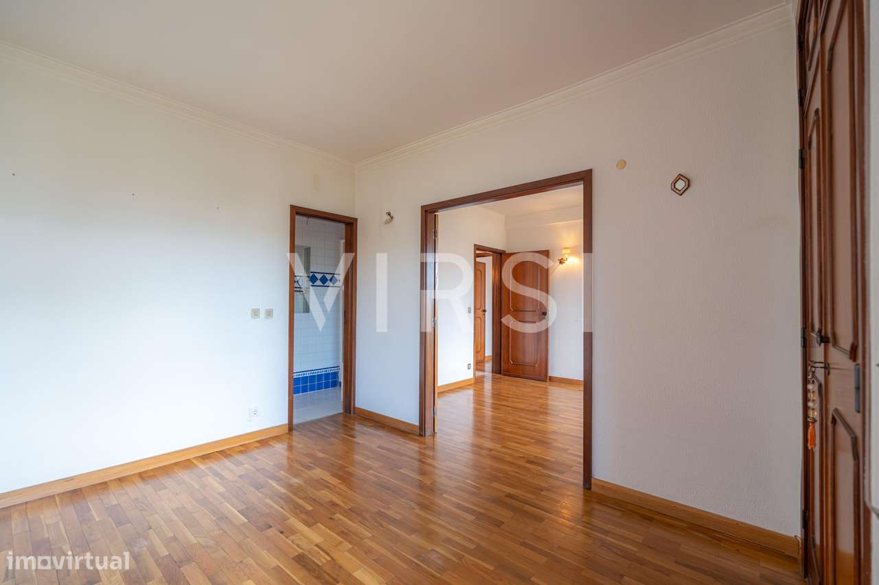 Apartamento T3 duplex c/ garagem em Coimbra - Celas-25