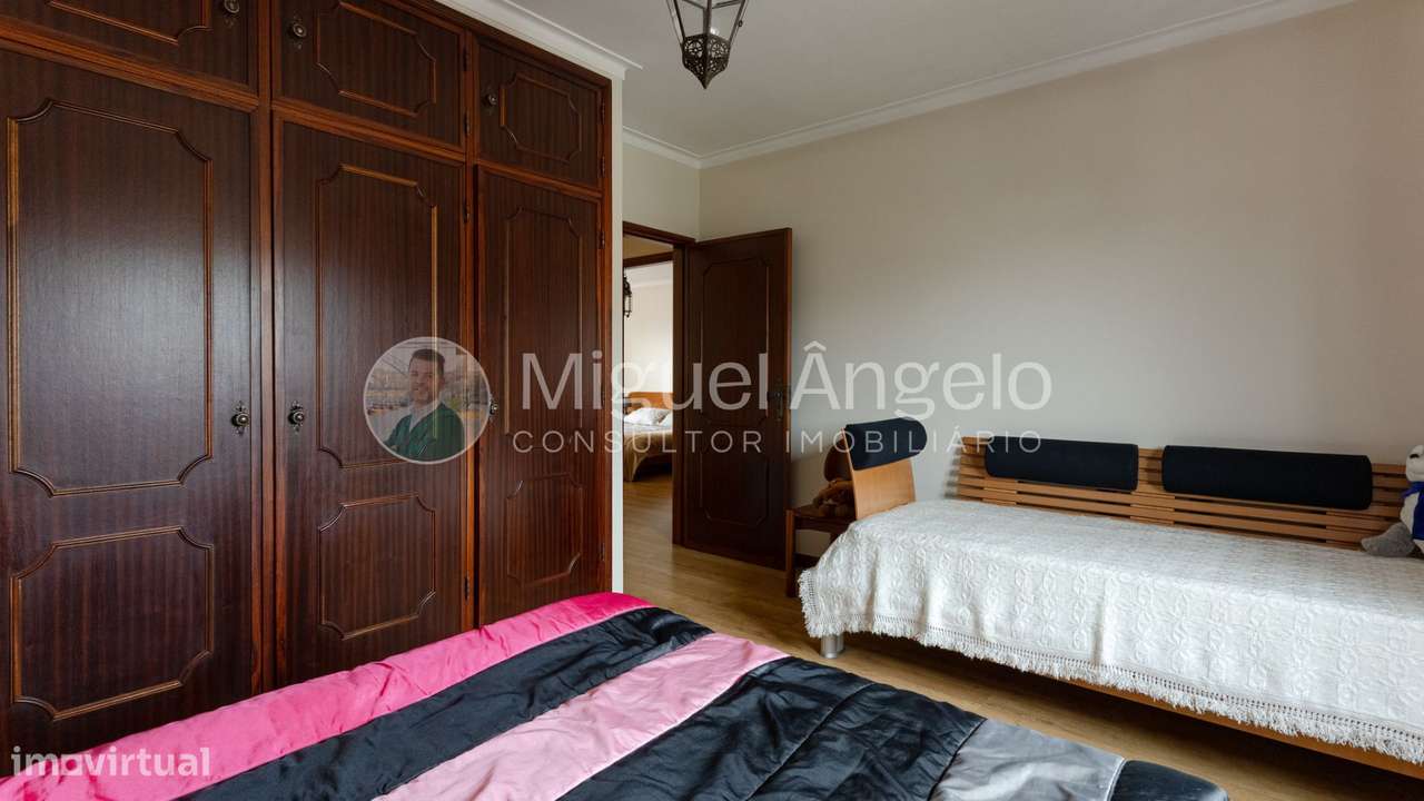 Moradia T3 com jardim, garagem e excelente espaço exterior na Torreira-18