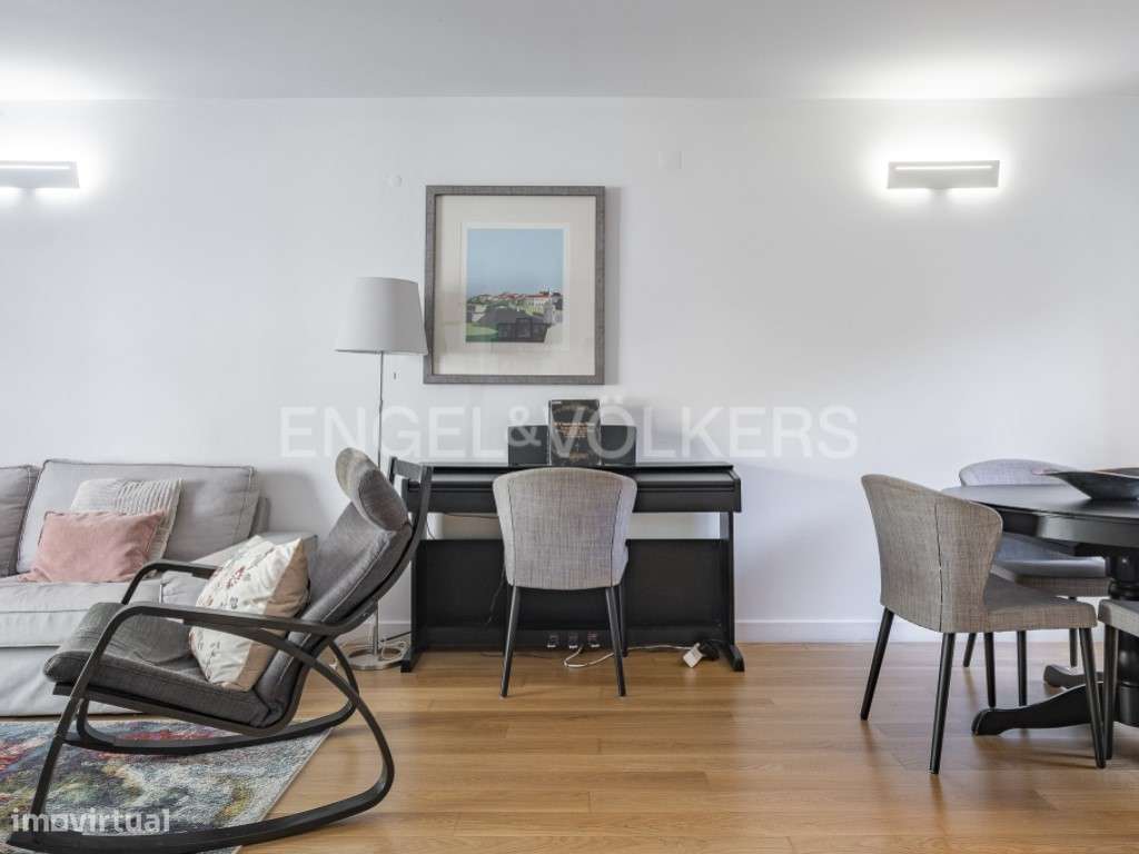 Moradia geminada T3+1 nas Avenidas Novas - Grande imagem: 5/28