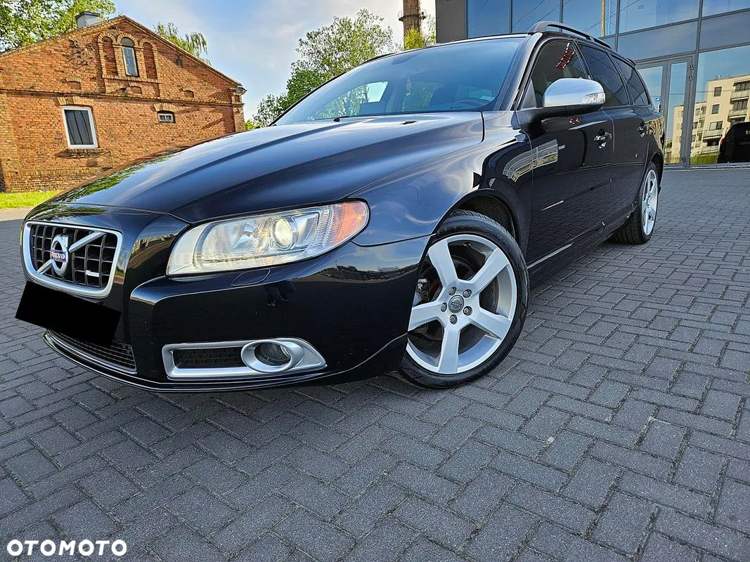 Volvo V70 D3 R-Design - 7