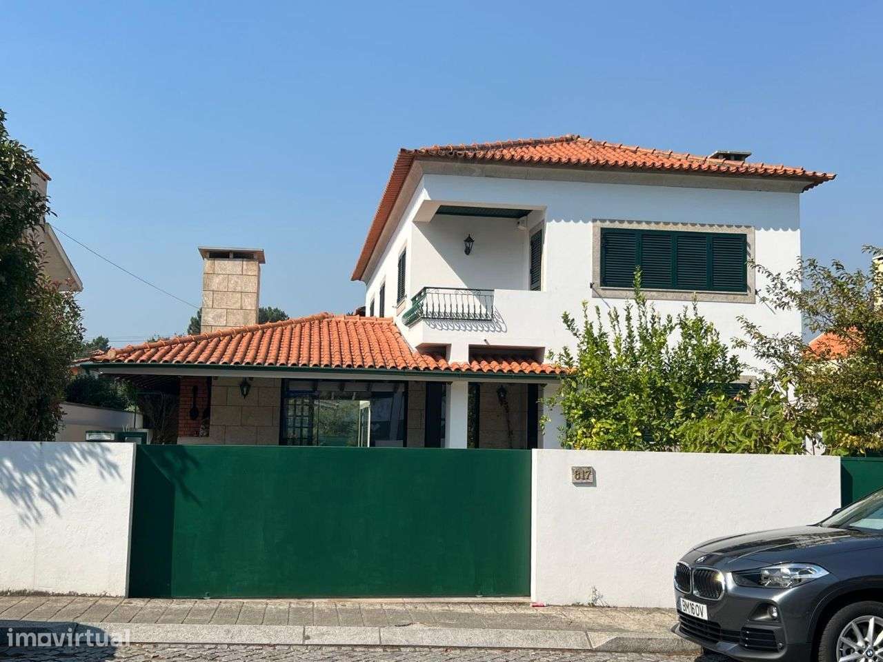 Arrendamento vivenda com piscina