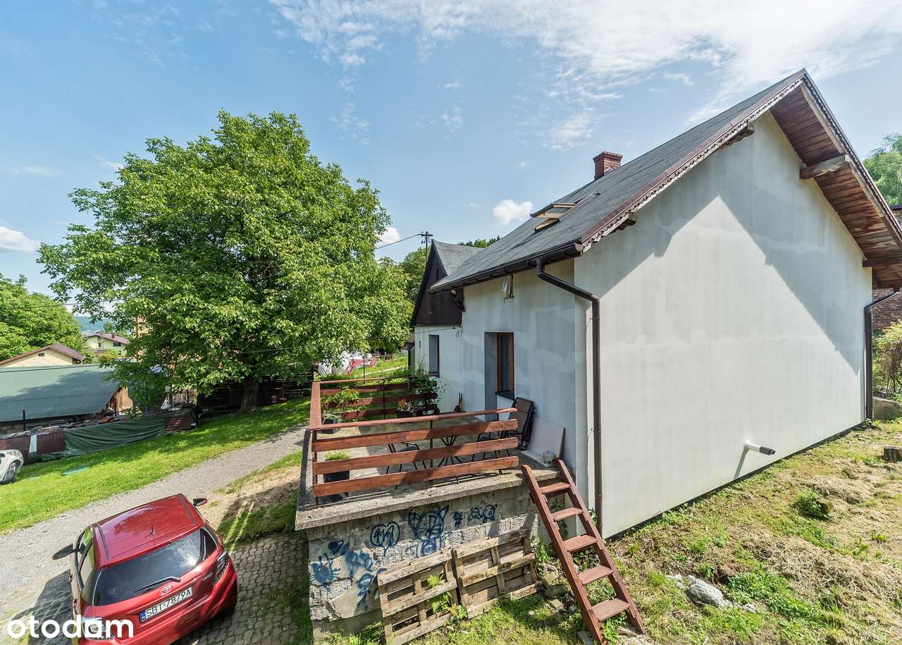 Dom na dużej działce w Bystrej, widoki na góry-17