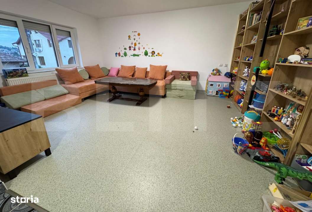 Casa de inchiriat 3 etaje, 300 mp, zona Central - Imagine principală: 4/19