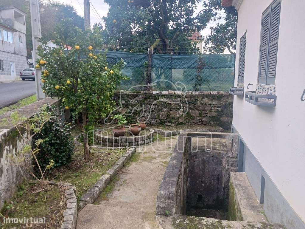 Moradia T3 perto do Rio Minho-18