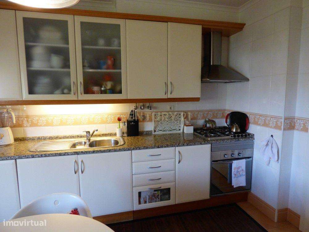 T2  Para arrrendamento na Ramada - Odivelas - Sem mobília - Grande imagem: 5/23