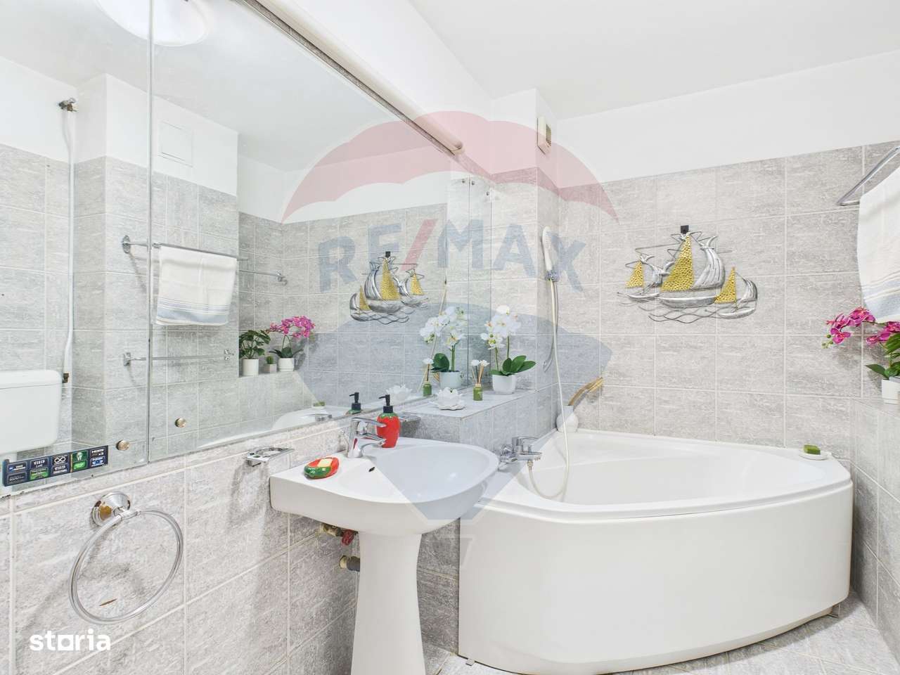 Apartament deosebit de 4 camere zona Decebal - Piata Alba Iulia - Imagine principală: 3/17