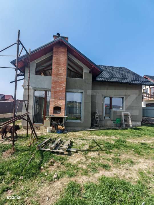 Casa de vanzare Tarlungeni – 5 camere, teren, garaj, intabulata - Imagine principală: 1/12