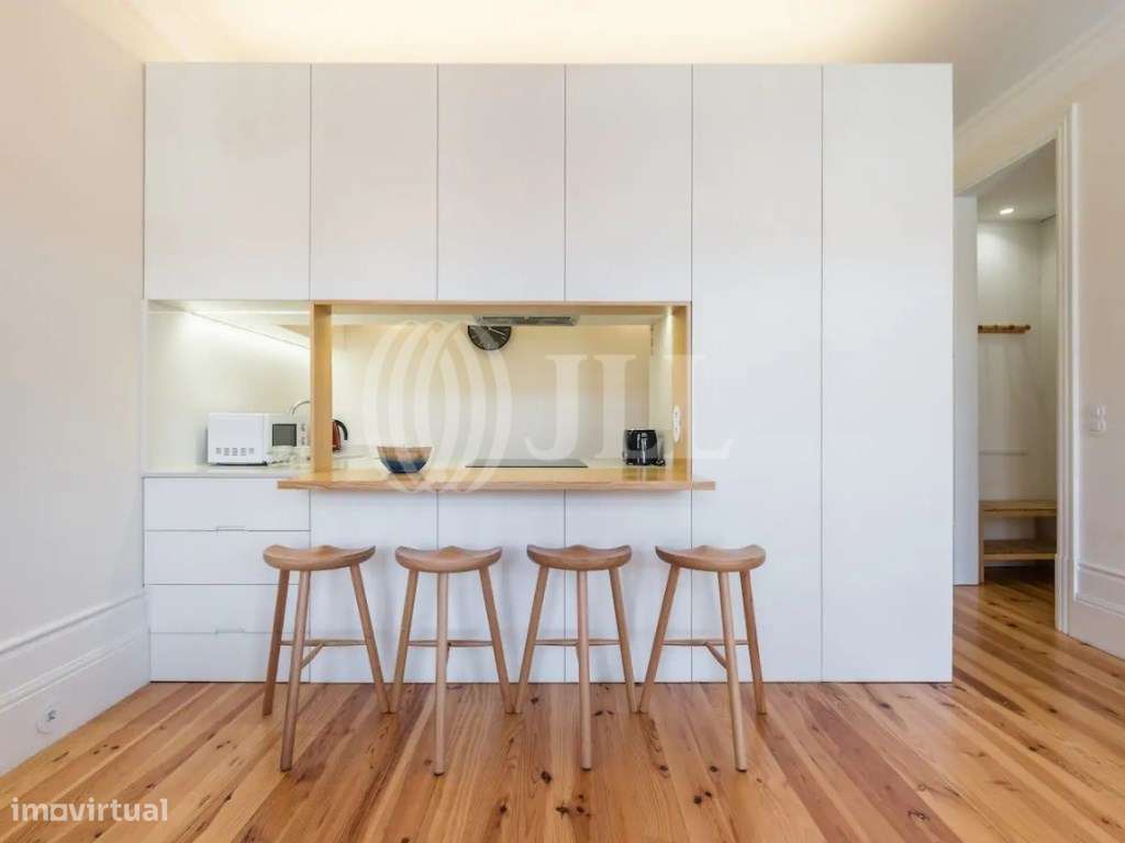 Apartamento T1, com varanda, na Batalha, Porto - Grande imagem: 5/18