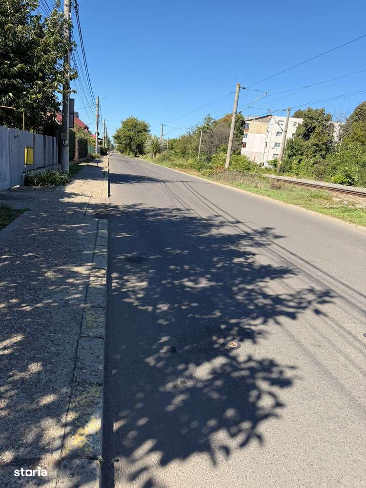 Vand Teren intravilan stradal  ,   pe strada  Bucegi - Imagine principală: 4/12