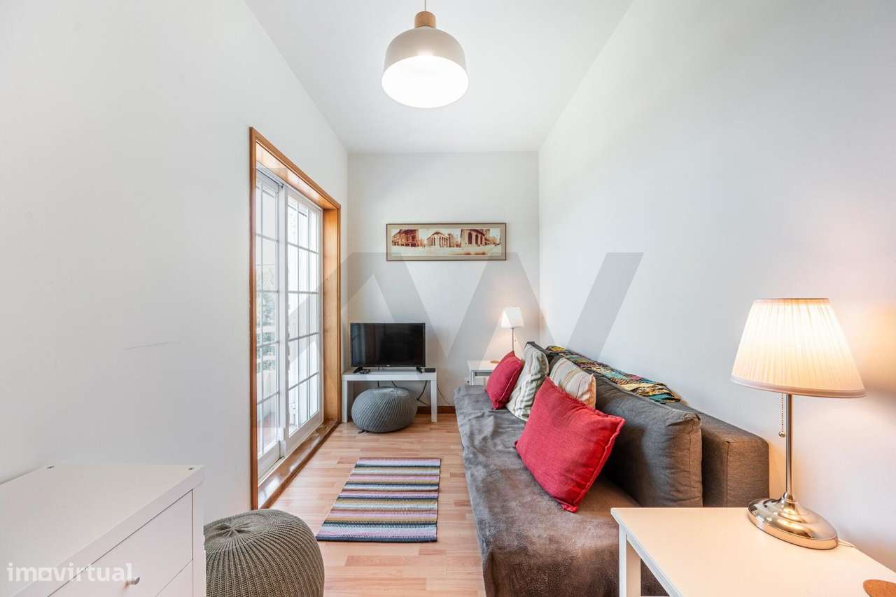 Moradia T3+1 com terreno em Burgães, Santo Tirso-15