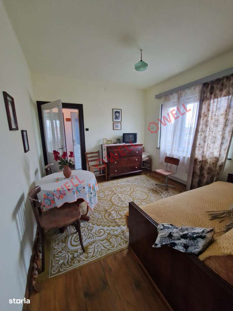 De vânzare casă familială în Baraolt, pe str. Kossuth Lajos. - Imagine principală: 2/13