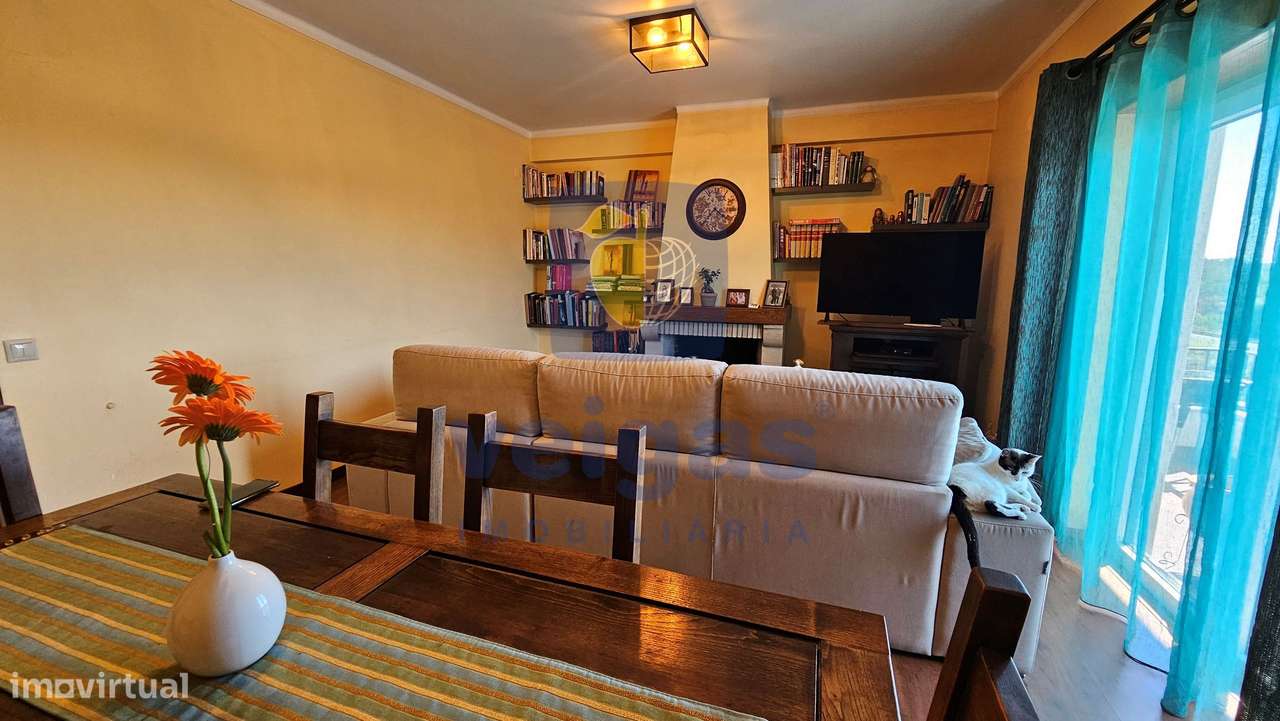 Apartamento T4 com 3 WC e Estacionamento-4