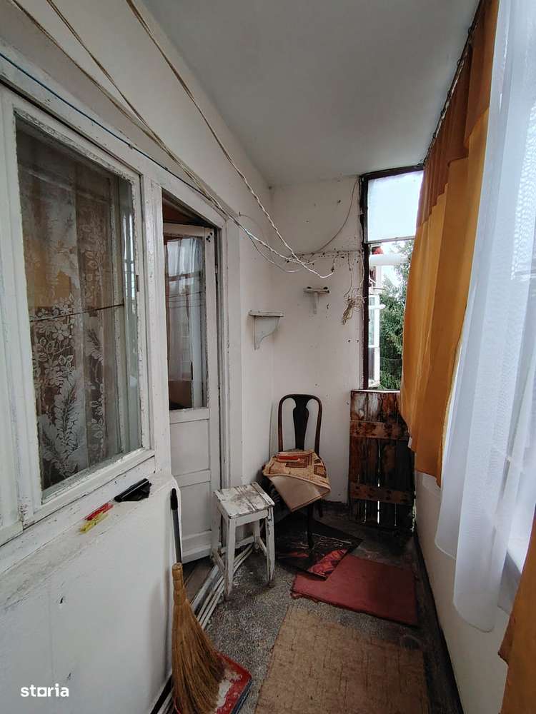 Pret redus!!!Ap 2 camere cauta sa fie modernizat- Micro 9-14