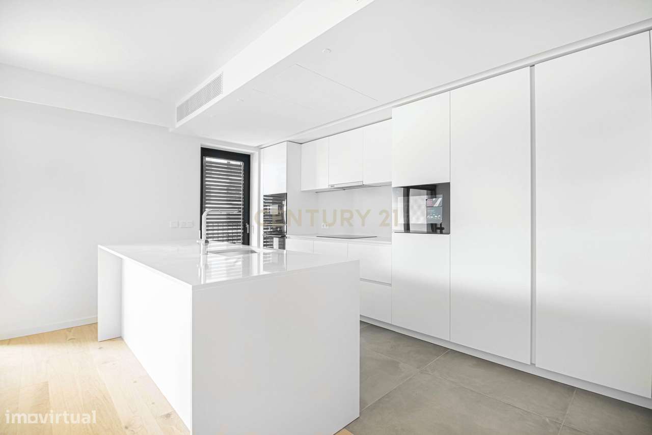 T2 com varanda no condomínio DUUO | Piscina, ginásio e garagem | Aveni - Grande imagem: 4/30