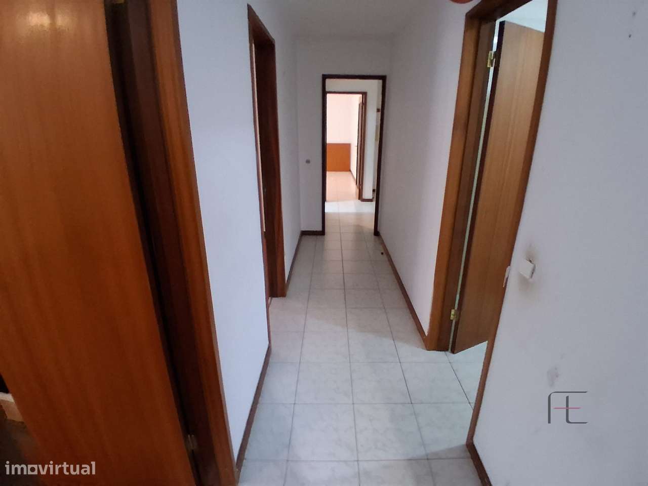 Apartamento T3 Remodelado em Baguim do Monte-6