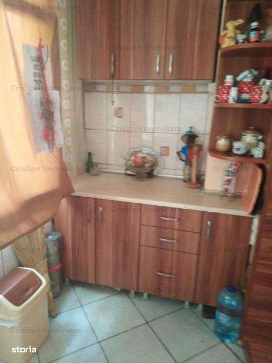 Spatios  Etaj 1 apart 2 cam 57mp Vidin conf 1 decomandat - Imagine principală: 3/12