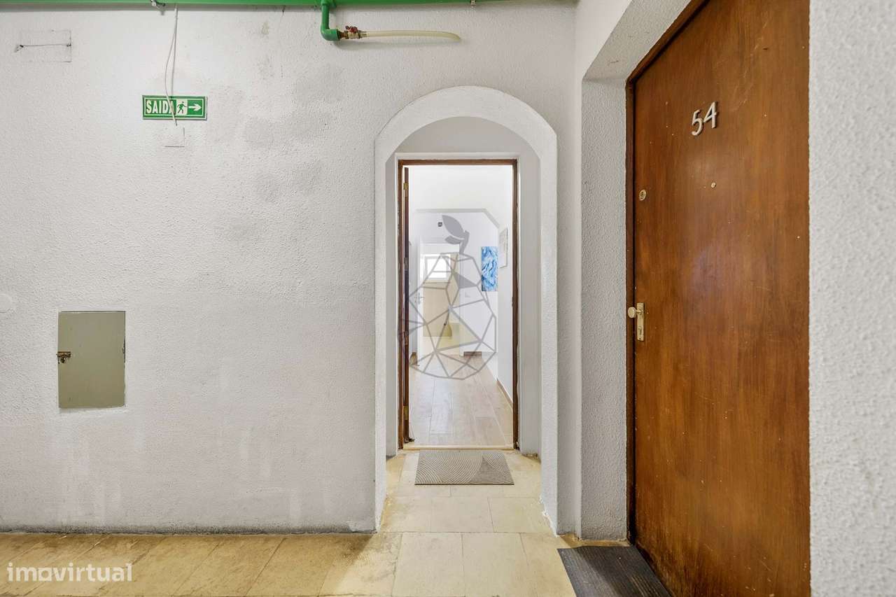 Apartamento Renovado T1 no Centro de Portimão-31