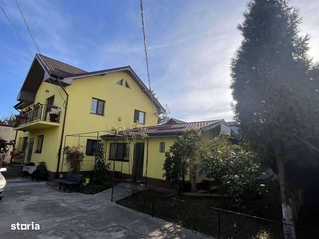 De vanzare Vila in Roman,mobilata,utilata,Pret 189.000 euro - Imagine principală: 1/20