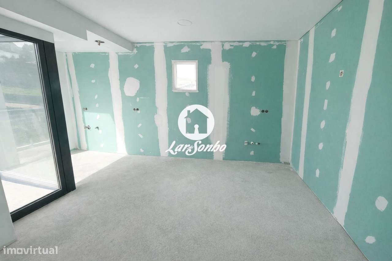 Moradia T3 a poucos minutos do centro de Barcelos - Grande imagem: 3/34