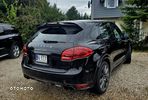 Porsche Cayenne GTS - 8