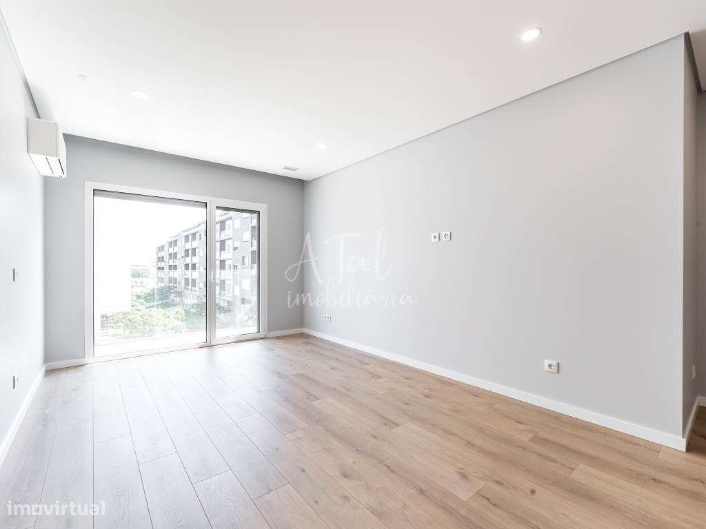 T3 com garagem NOVO nas Portas da Cidade no Montijo-17