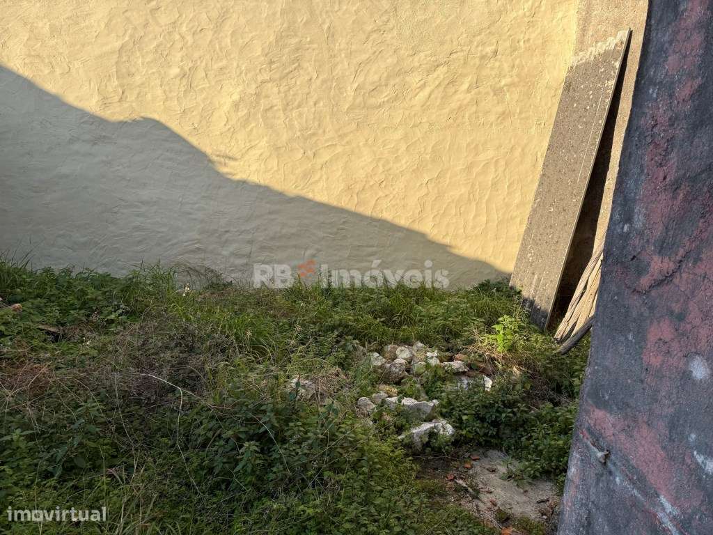 Moradia para recuperar - Soudos, Torres Novas - Grande imagem: 5/6