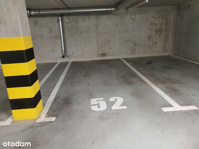 Miejsce parkingowe w garażu podziemnym Polesie