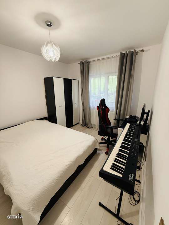 Apartament 3 camere decomandat 68 mp utili plus balcon strada Teilor-16