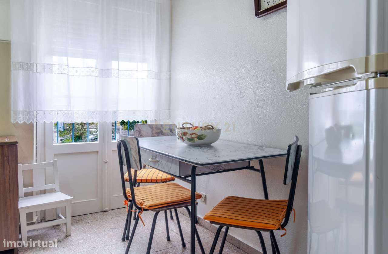 Apartamento T3 em Setúbal  e Boa Exposição Solar-8