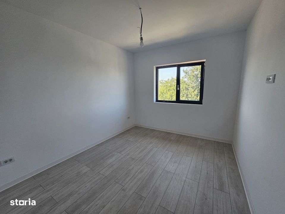 Vila eleganta tip duplex Visan-14