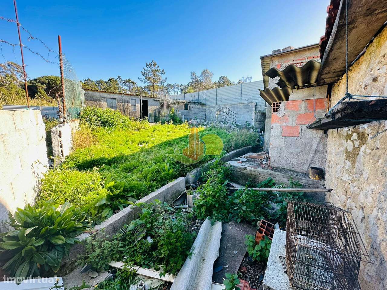 Moradia para Recuperar em Brenha - Grande imagem: 4/22