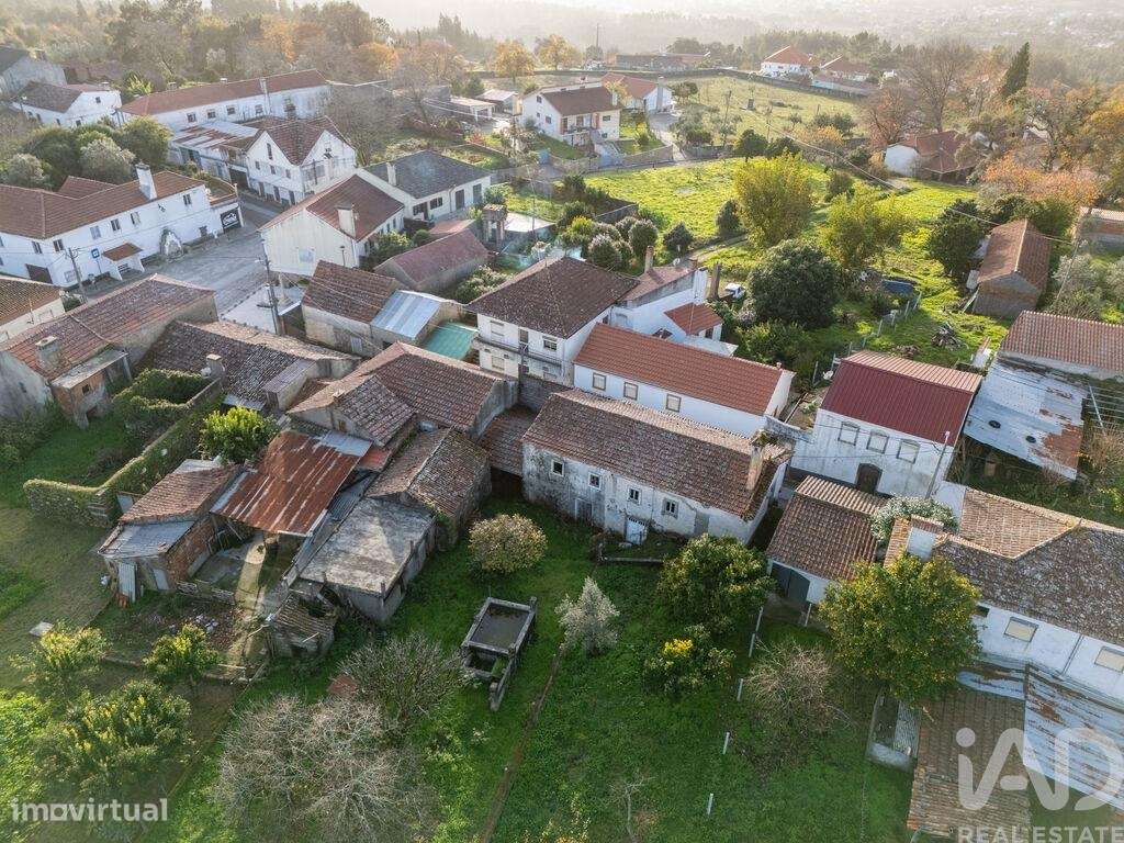 Casa de Campo T4 em Aguda de 180 m2 - Grande imagem: 2/39