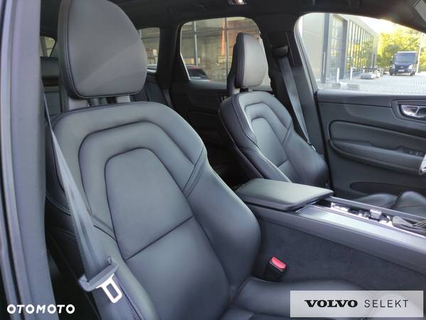 Volvo XC 60 - 25