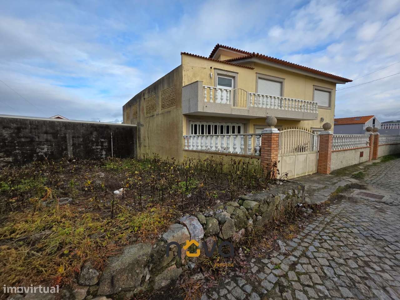 Moradia T5 com Terreno, Póvoa de Varzim-36