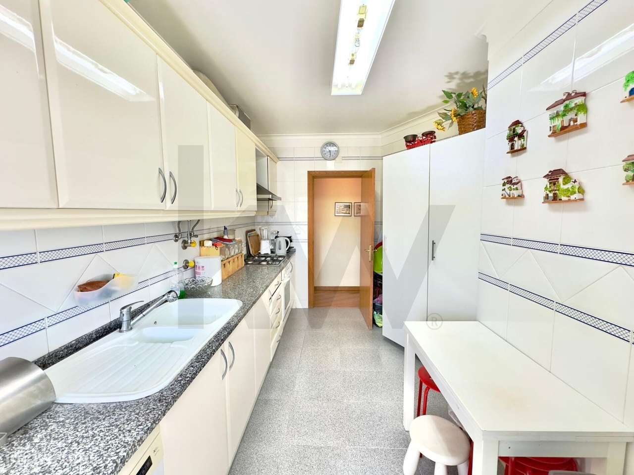 T2 com elevador na Urbanização do Buzano - São Domingos de Rana - Cas-11