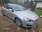 Volvo S60 - 12