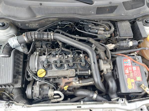 Opel Astra G Kombi drzwi klapa maska błotnik Z157 silnik 1.7 CDTI Z17DTL 80KM  wtryski denso - 10