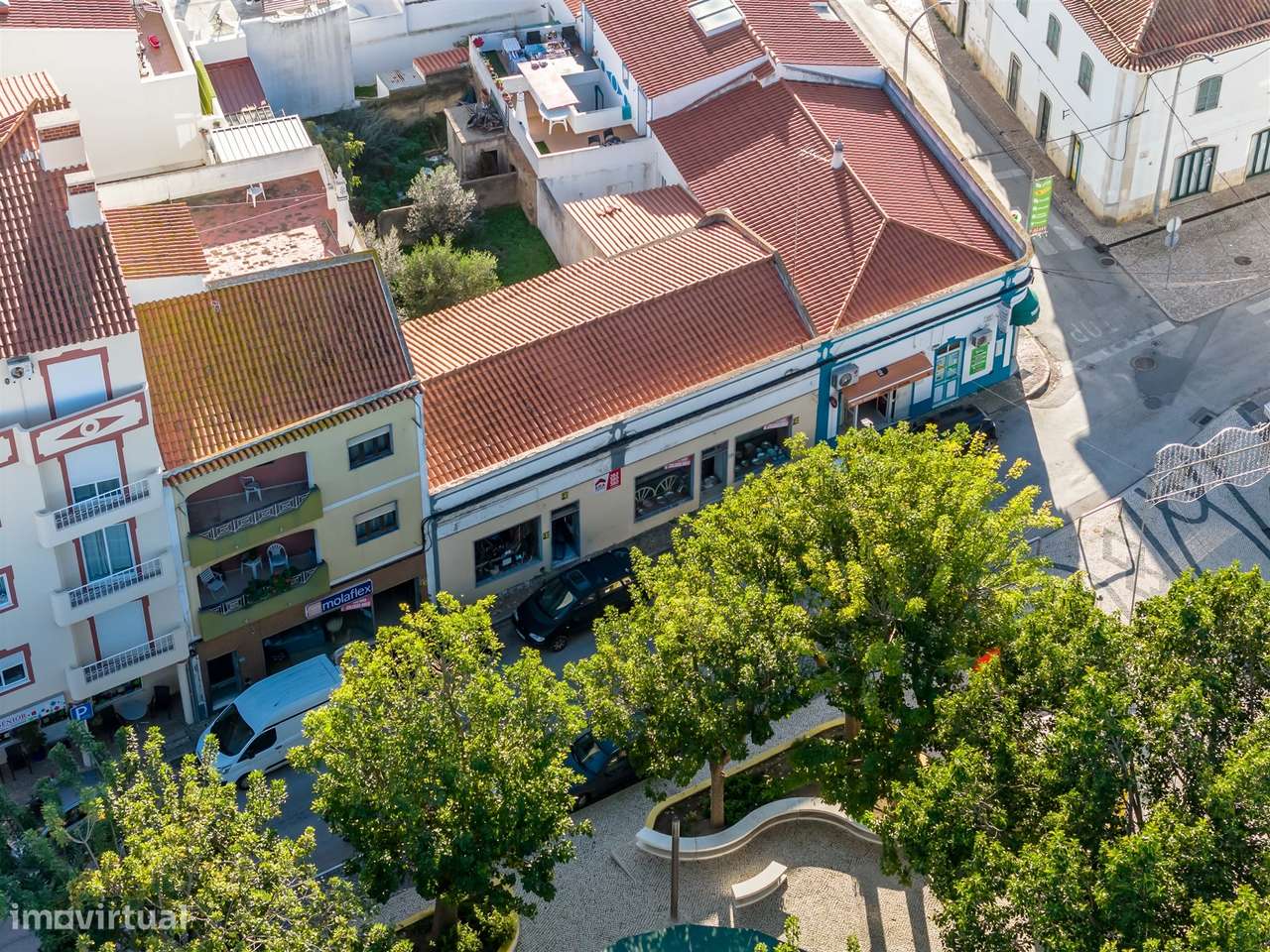 Viva onde a História encontra o Futuro – Prédio no Centro Histórico de-9