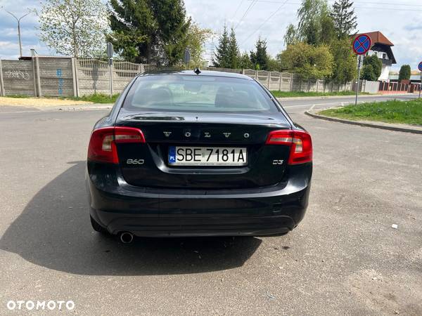 Volvo S60 D3 - 11