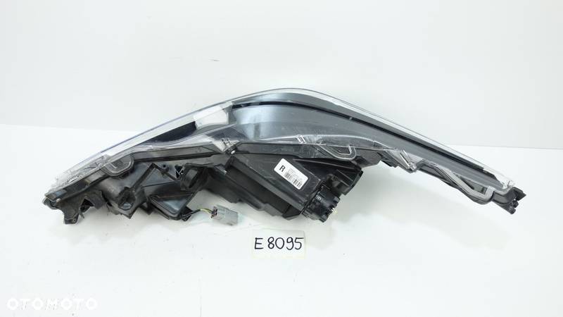 TOYOTA COROLLA SEDAN E21 LAMPA FULL LED PRAWY PRZÓD 2018- 81145-02T51 - 6