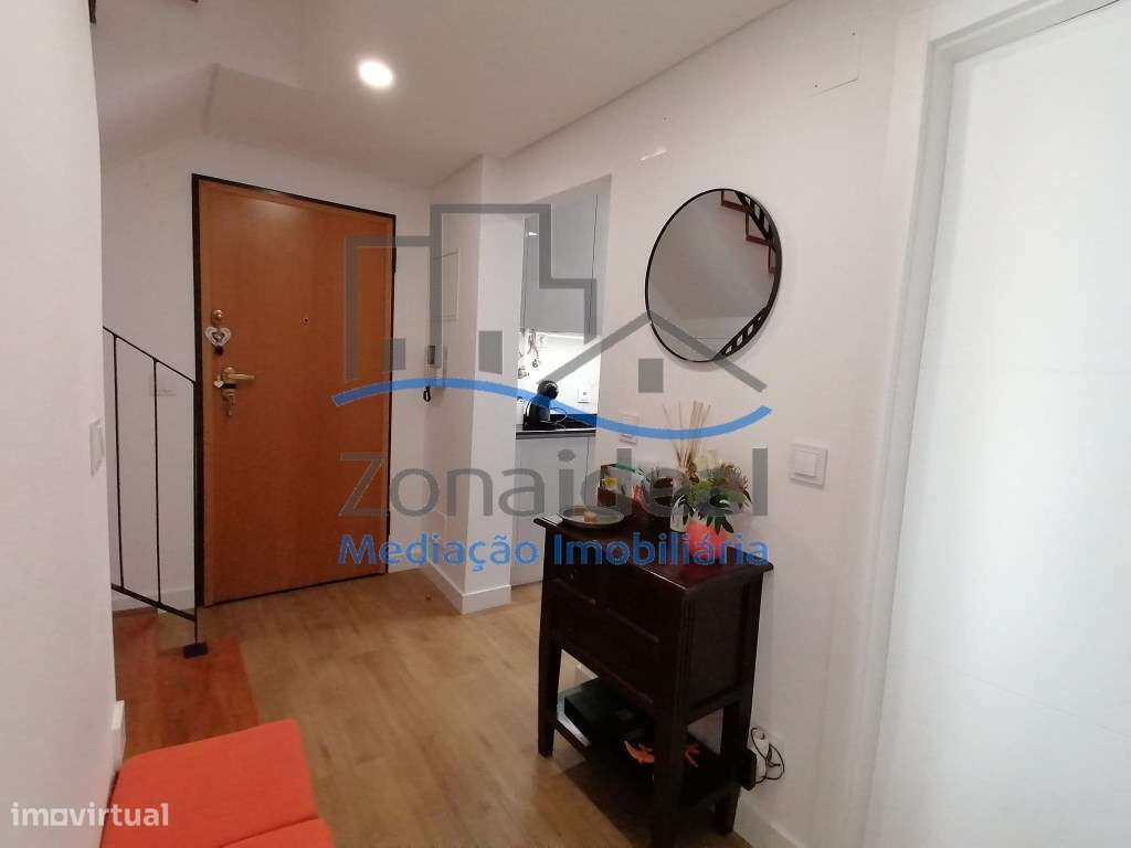 Apartamento T3 Duplex com parqueamento 2 carros - Alenquer-15