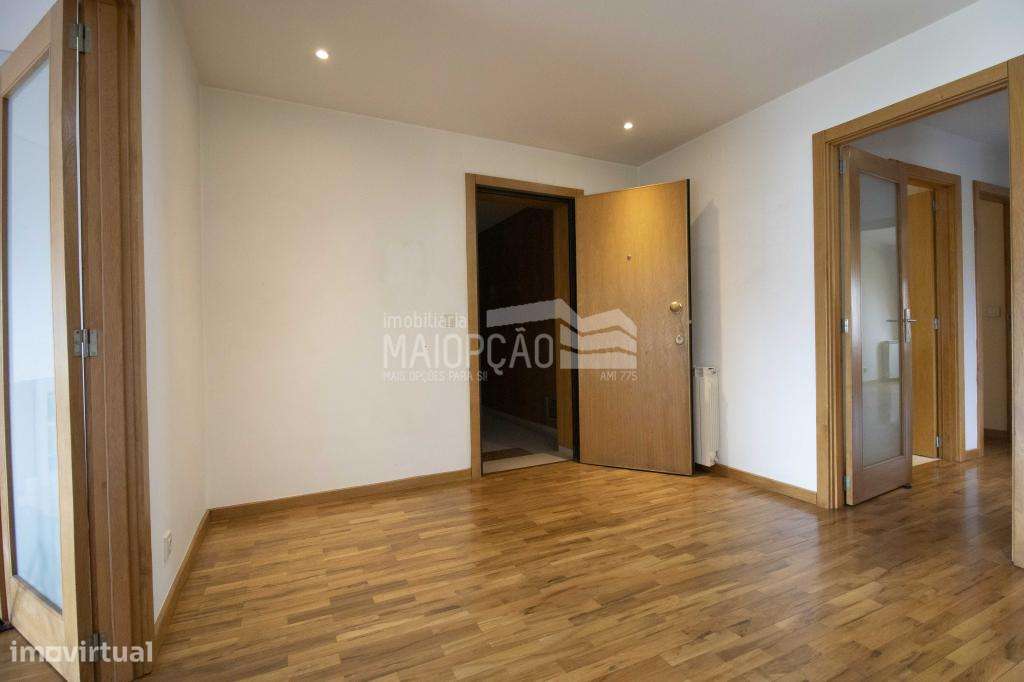Apartamento T4 em Zona Premium - Pronto a Habitar em Bragança-23