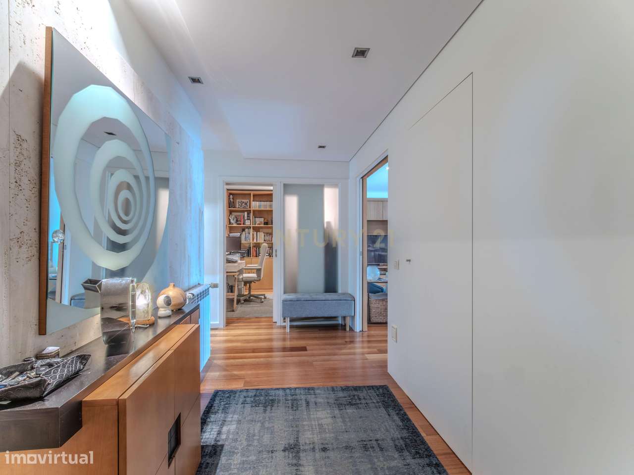 Luminoso T3+1 com Escritório e Varandas – Canidelo, Gaia-10