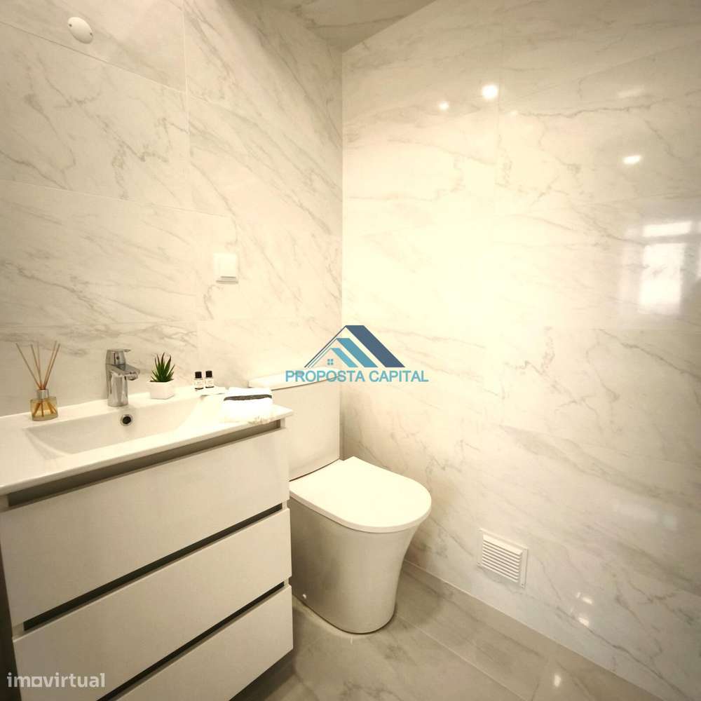 Apartamento T3 - Em Remodelação Total-18