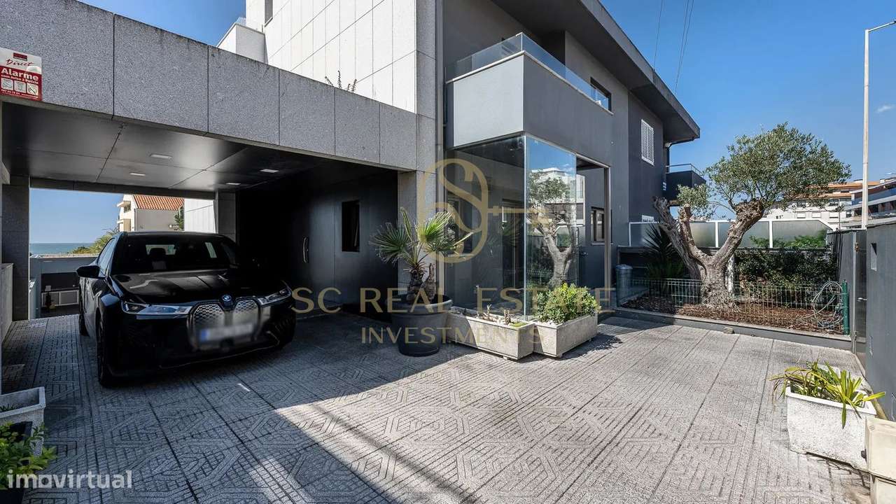 Moradia T4 com Piscina, 3 frentes, 300 mts Praia, São Félix Marinha-39