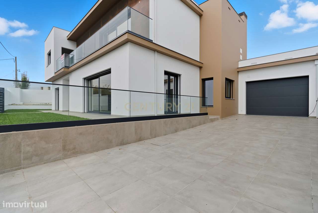 Luxuosa Moradia T4 com Vista Mar em Silveira, Torres Vedras-47